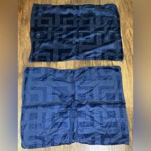 ZGALLERIE Queen Duvet Cover/Standard Sham - Set
Of 2. Color Sapphire. Size Oueen